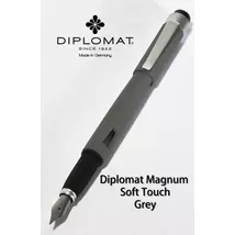 Töltőtoll DIPLOMAT Magnum Soft Touch Grey M