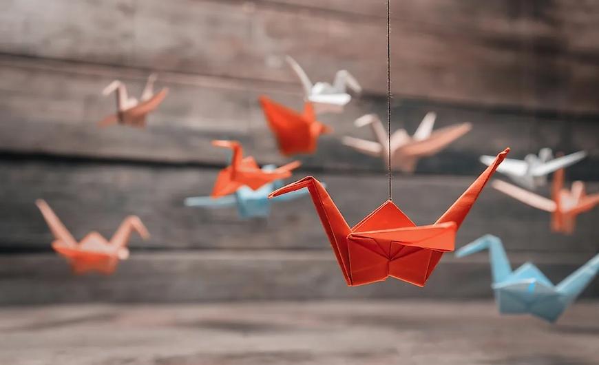 Hajtogassunk: origami daru és szamuráj sisak
